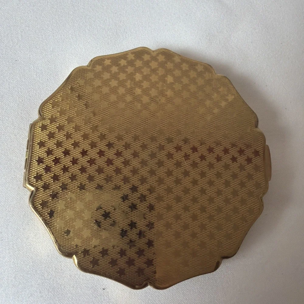 Vintage Stratton Ladies Powder Compact Mirror Gold Renaissance Enamel MidCentury